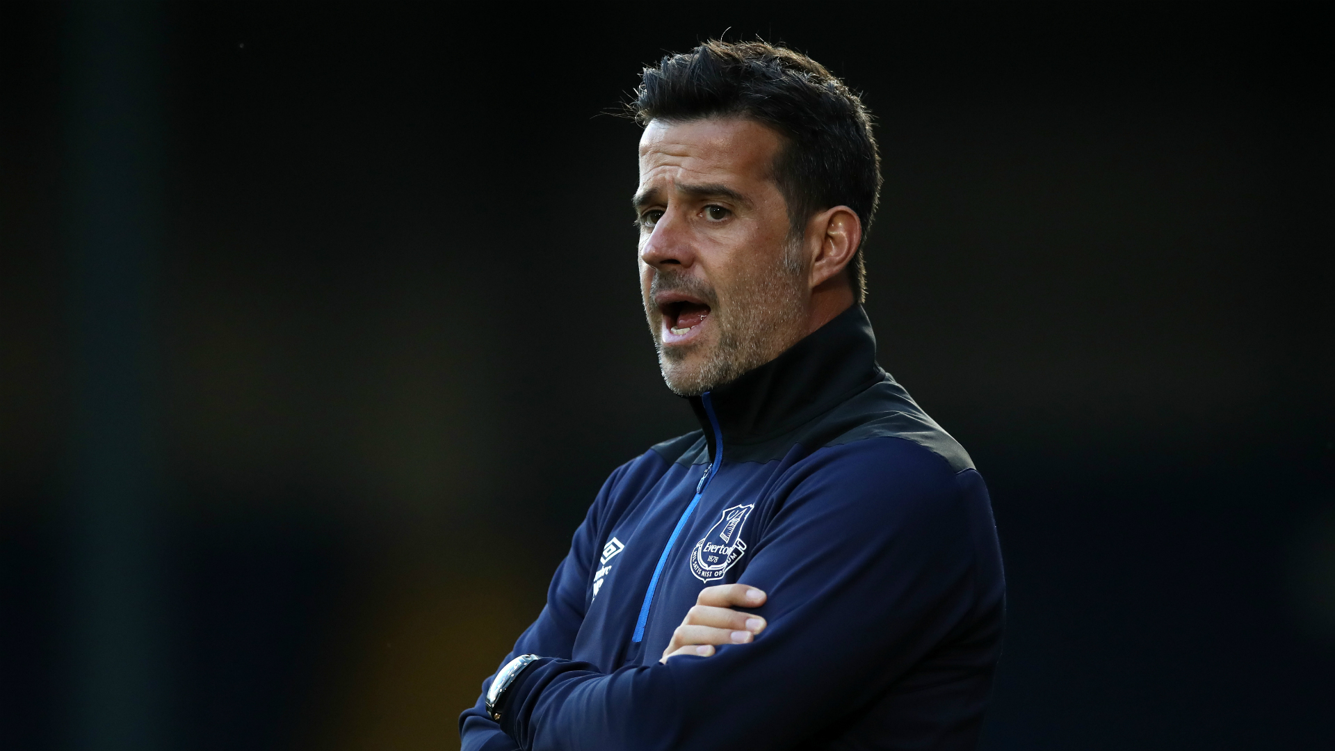 引领球队迈 引领球队迈